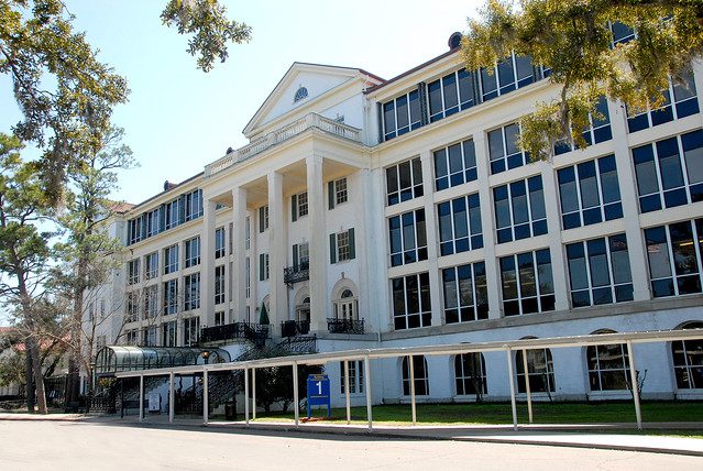 Biloxi Building1